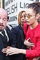 bella hadid defends female paparazzo against her own security guard 03
