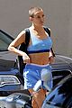 kate hudson puts her toned abs and shaved head on display while filming sister 07