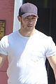 nick jonas shows off his bulging biceps after the gym 05