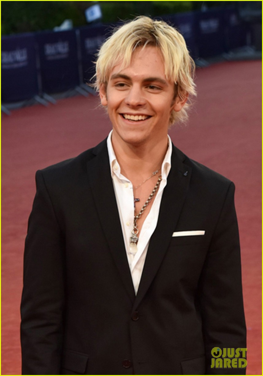 ross lynch suits up for my friend dahmer photocall at deauville 01