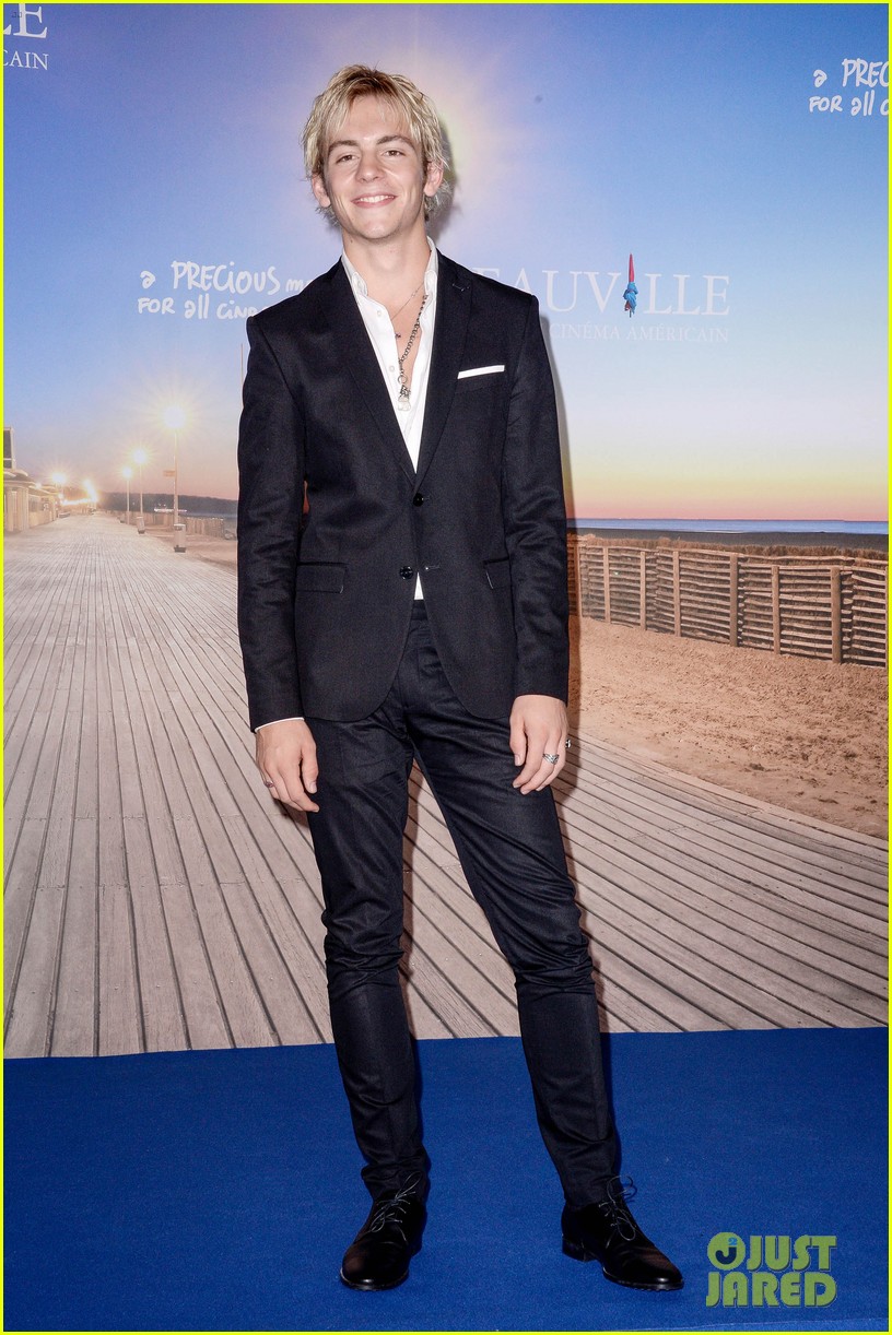 ross lynch suits up for my friend dahmer photocall at deauville 02