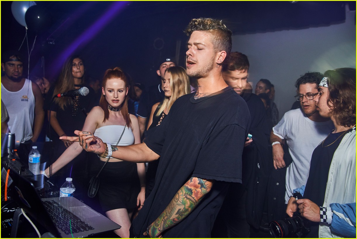 madelaine petsch travis mills couple up at emo nite 01