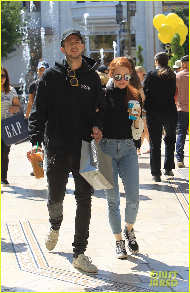 madelaine petsch travis mills at the grove 02