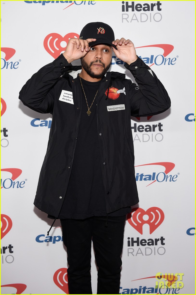 the weeknd busts out his best dance moves at iheartradio music festival 03