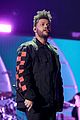 the weeknd busts out his best dance moves at iheartradio music festival 06