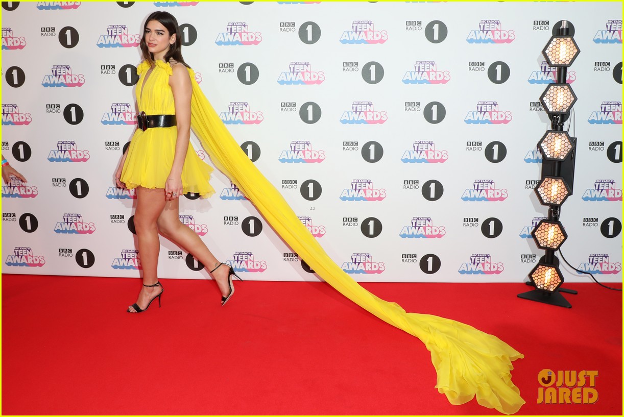 camila cabello takes stage at bbc radio teen awards 16
