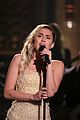 miley cyrus performs the climb on fallon as message of unity 02