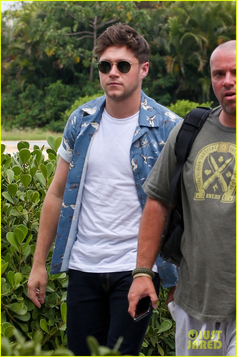 niall horan out in rio 02