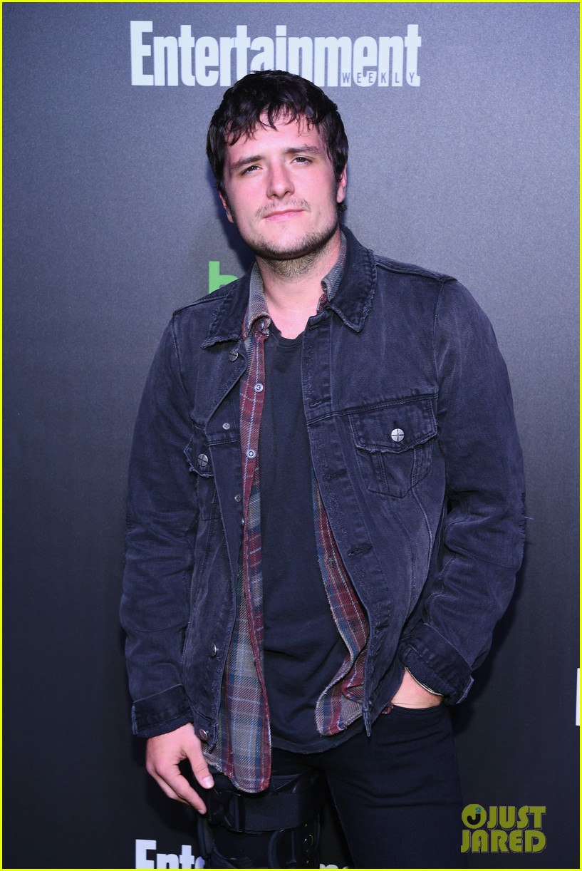 josh hutcherson tyler posey more attend hulu nycc after party 01