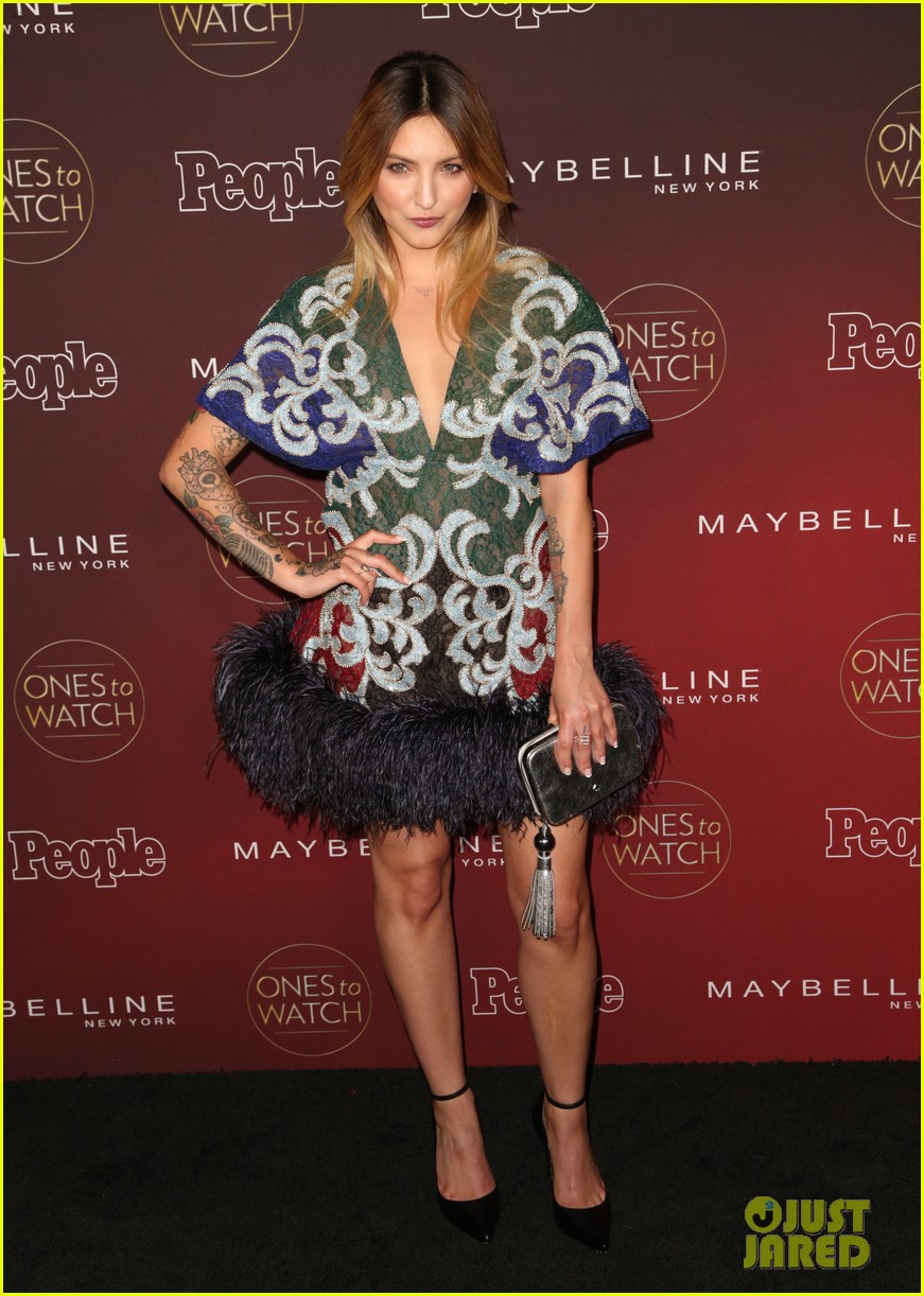 paris jackson julia michaels sasha pieterse more step out for people mags ones to watch party 62