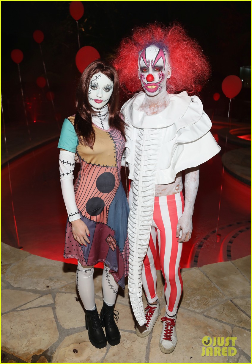joey king just jared halloween party 12