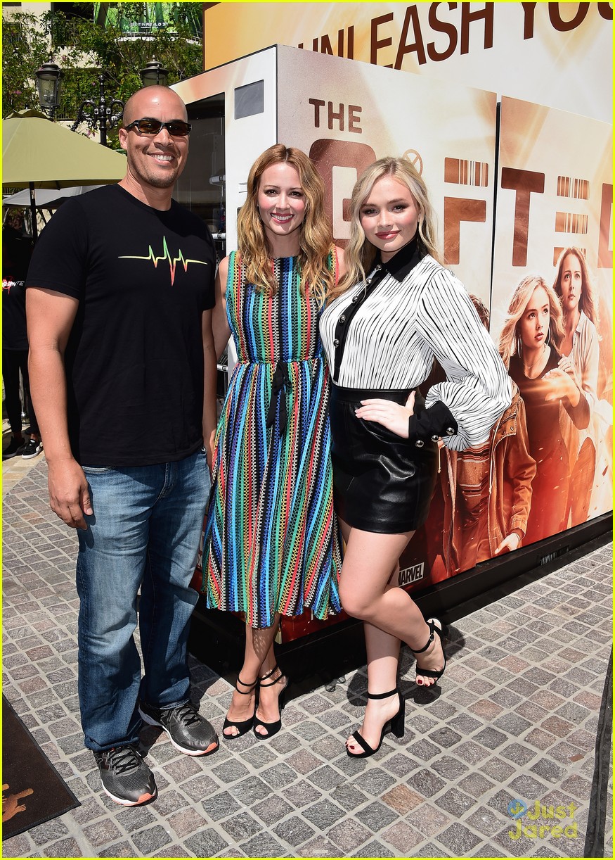 natalie alyn lind gifted pics premiere tonight 15