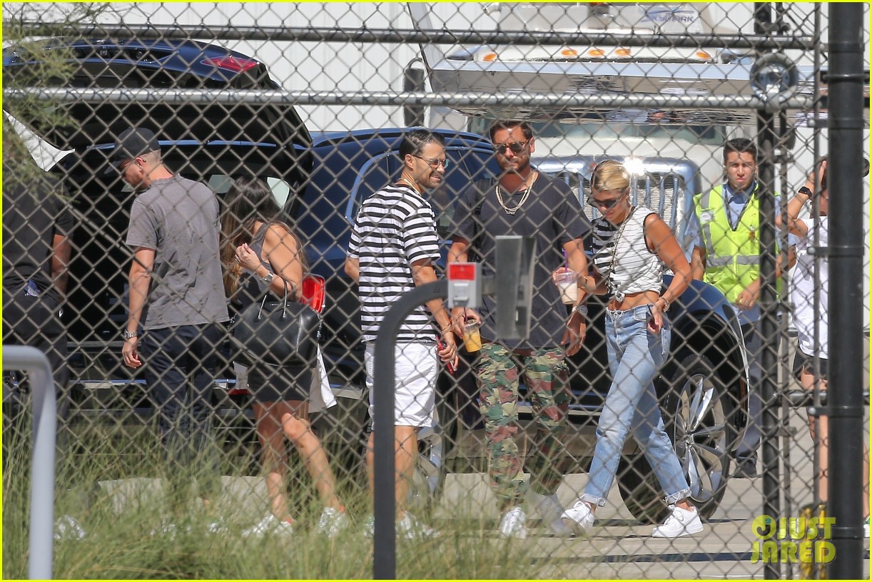 scott disick sofia richie grab coffee before flying out of town 32