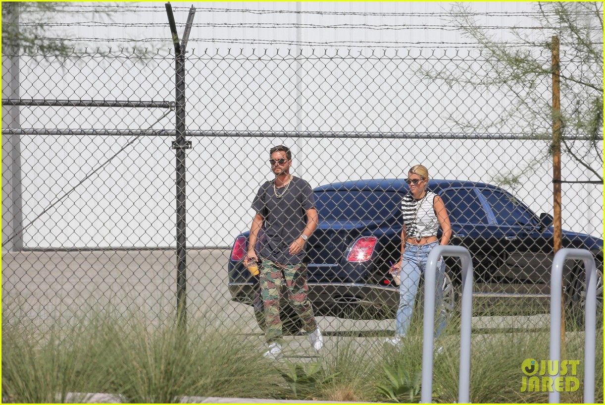 scott disick sofia richie grab coffee before flying out of town 39