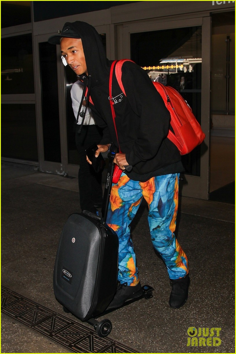 jaden smith scooters his way through paris and lax airports 02
