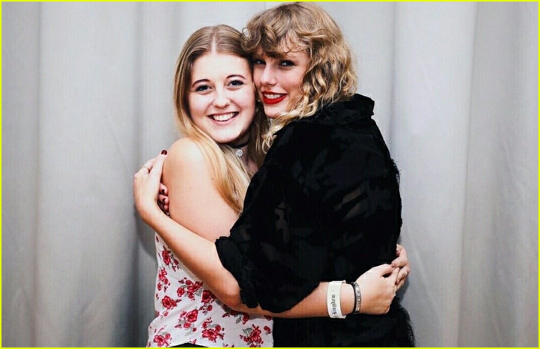 taylor swift fans share photos from london secret sessions 17