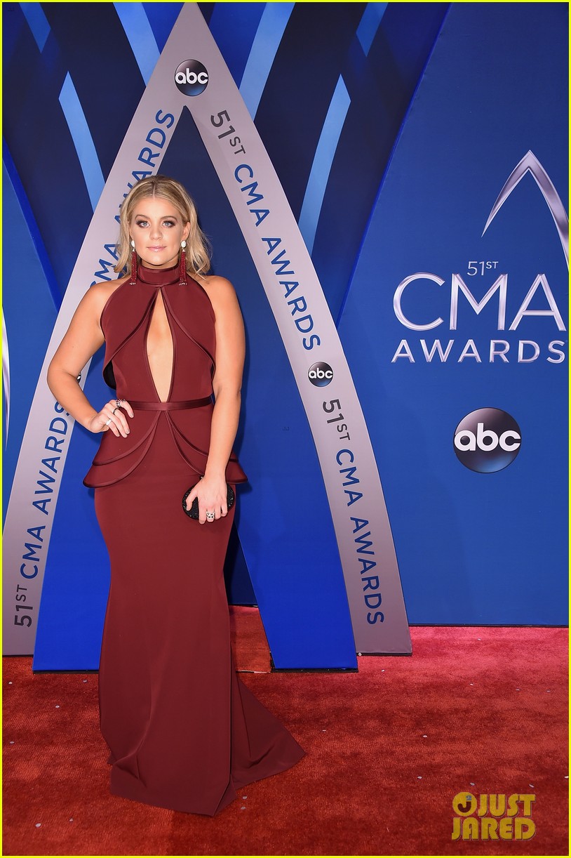 lauren alaina and dan and shay hit cma awards 2017 red carpet before performance 01