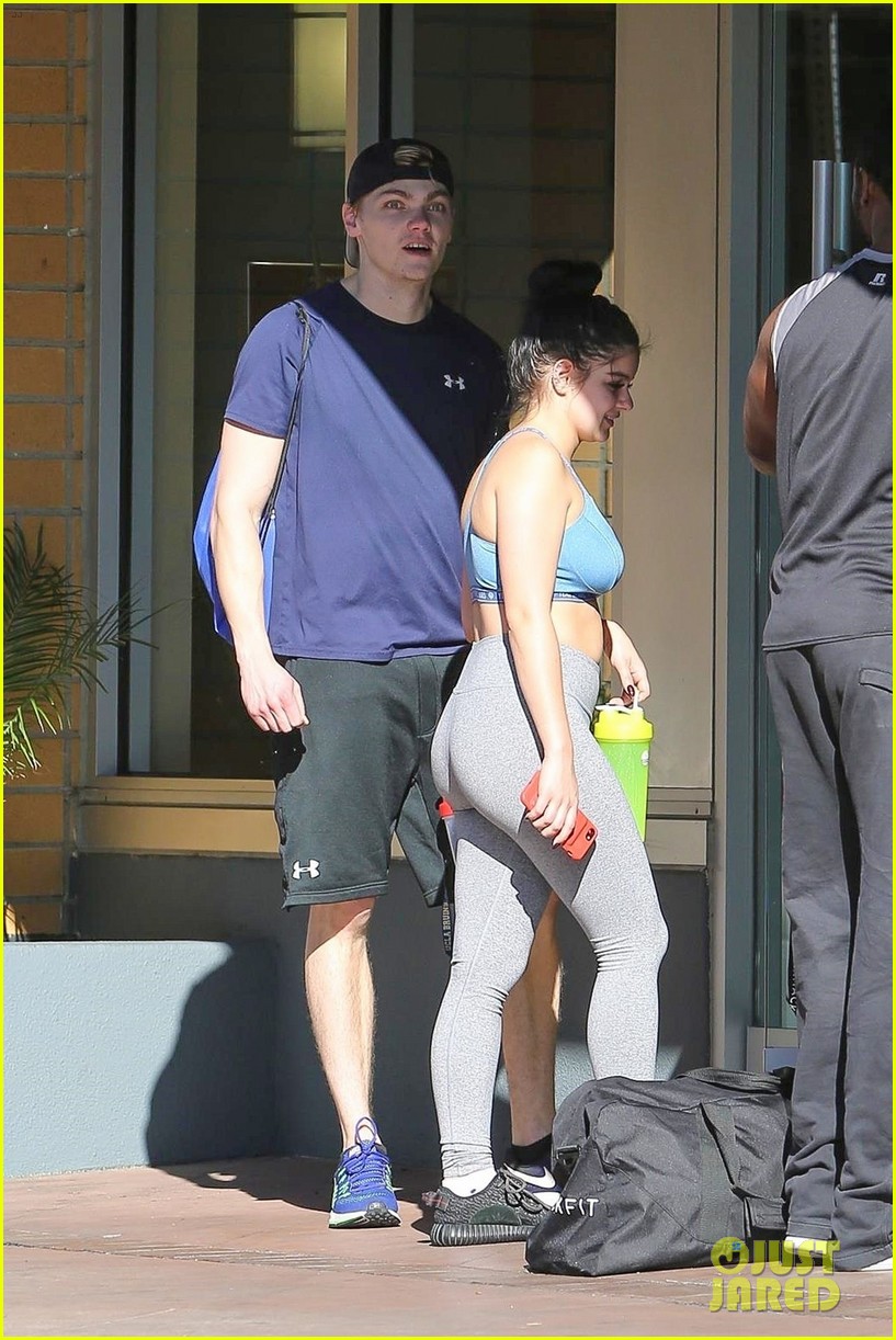ariel winter levi meaden couple up for workout session 05