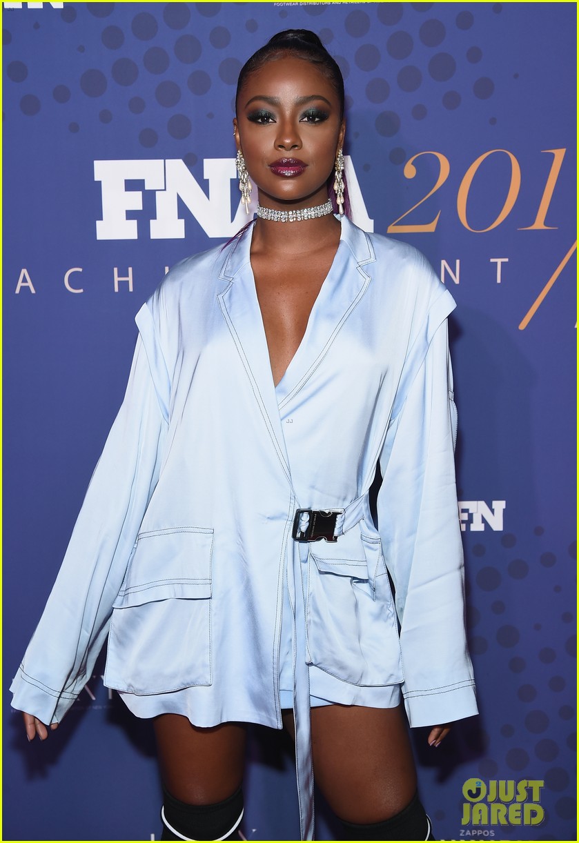 hailey baldwin justine skye rock similar outfits for fn achievement awards 02