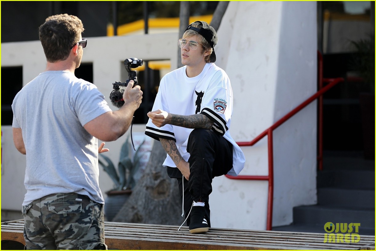 justin bieber works up a sweat at morning dance class 40