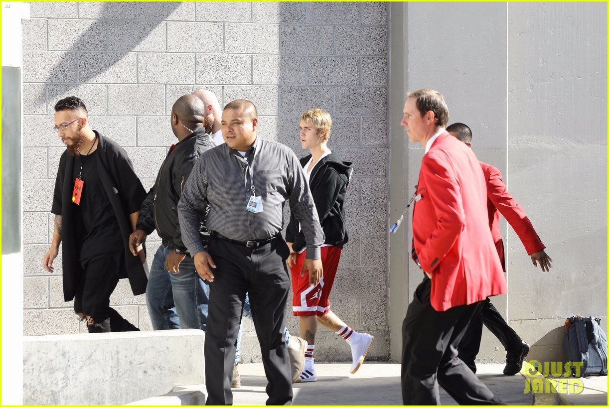 selena gomez justin bieber attend afternoon church service together 28