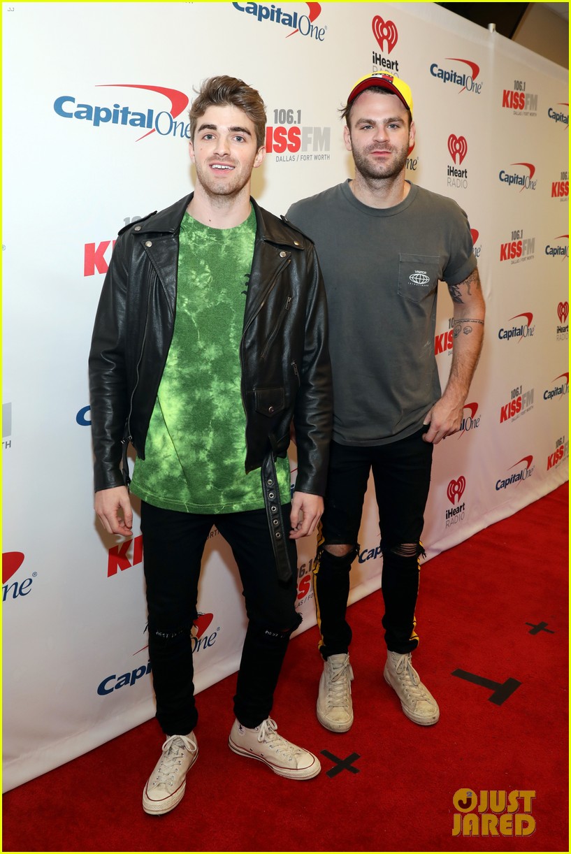 niall horan hailee steinfeld kesha and more hit the red carpet at kiss fms jingle ball 2017 06