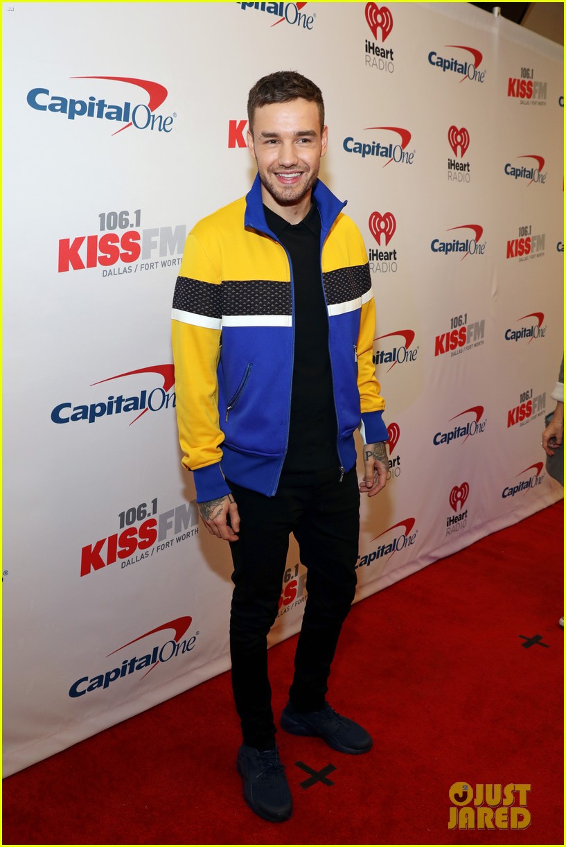 niall horan hailee steinfeld kesha and more hit the red carpet at kiss fms jingle ball 2017 10