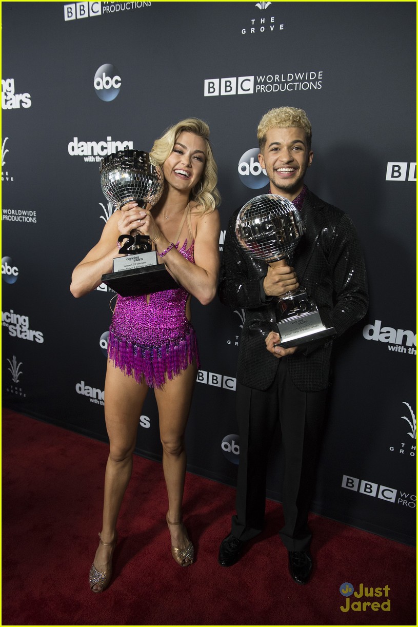 lindsay arnold win dwts25 pros praise comments 06