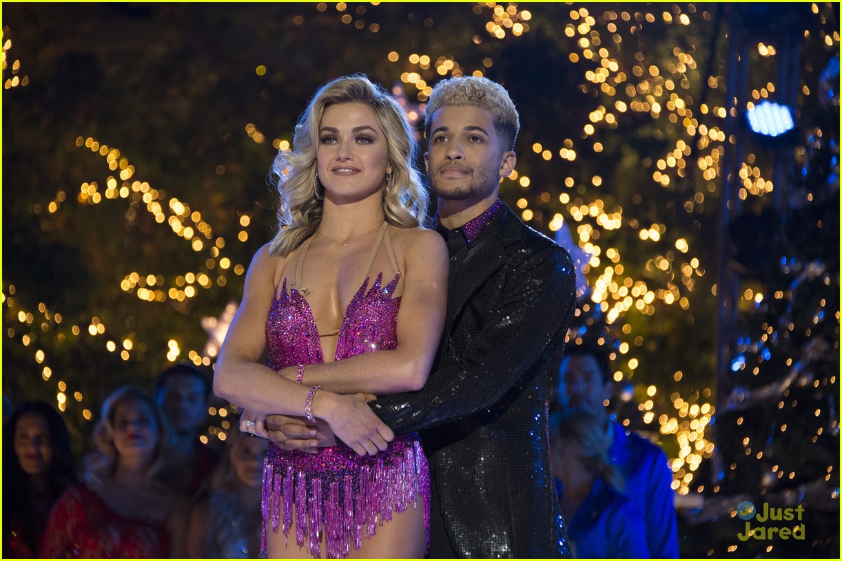 lindsay arnold win dwts25 pros praise comments 15