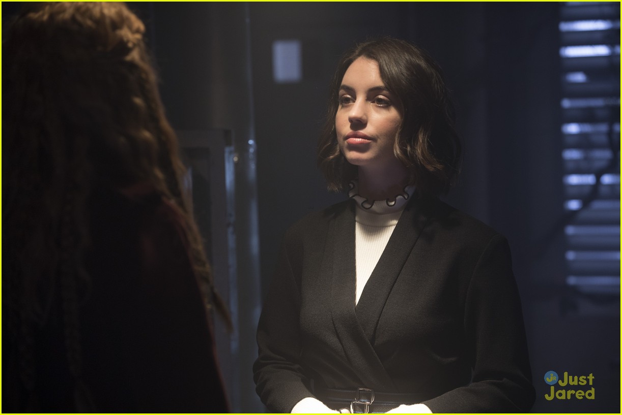 adelaide kane once two eps witch drizella 66