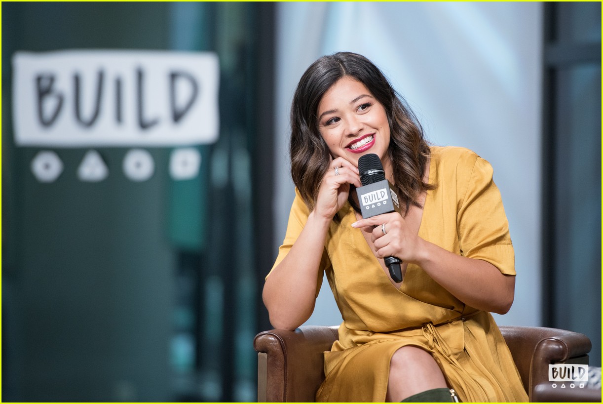 gina rodriguez opens up about recording animated role in the star 05