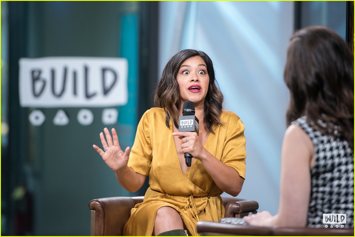 gina rodriguez opens up about recording animated role in the star 20