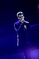 harry styles gives epic sign of the times performance on x factor italy 12
