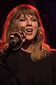 taylor swift saturday night live snakes 04