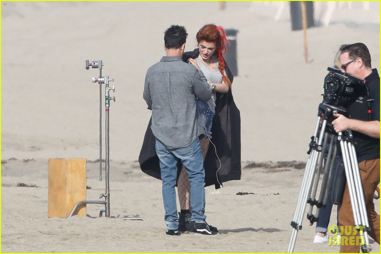 bella thorne hits the beach with shirtless carter jenkins famous in love 23