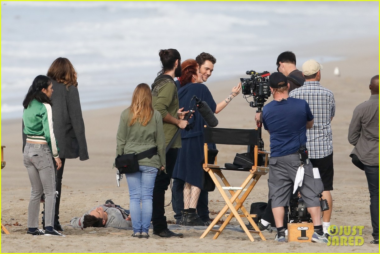 bella thorne hits the beach with shirtless carter jenkins famous in love 28