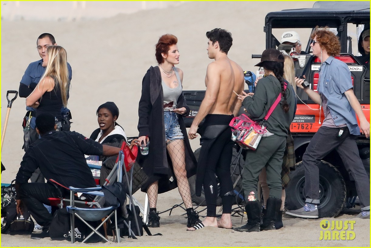 bella thorne hits the beach with shirtless carter jenkins famous in love 35