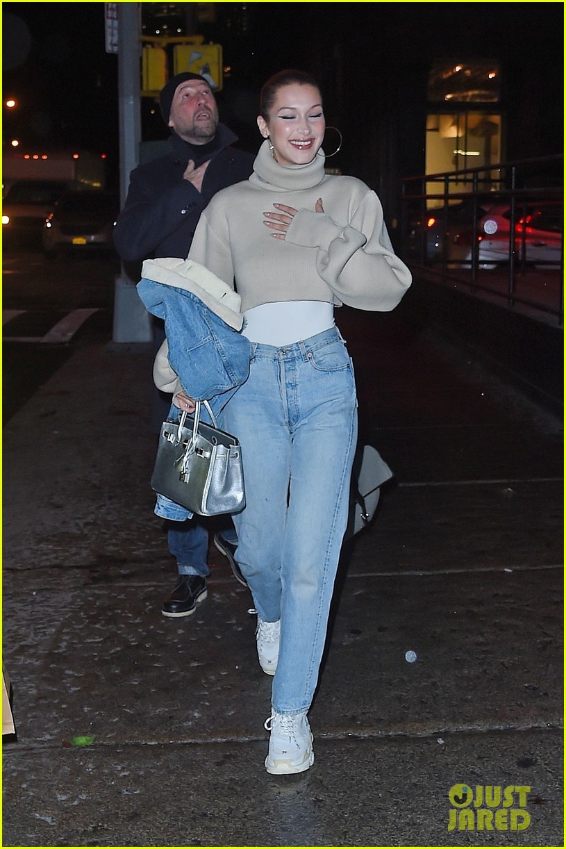 bella hadid steps into 90s with denim outfit 05