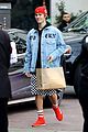 justin bieber does some holiday shopping in his christmas car 07