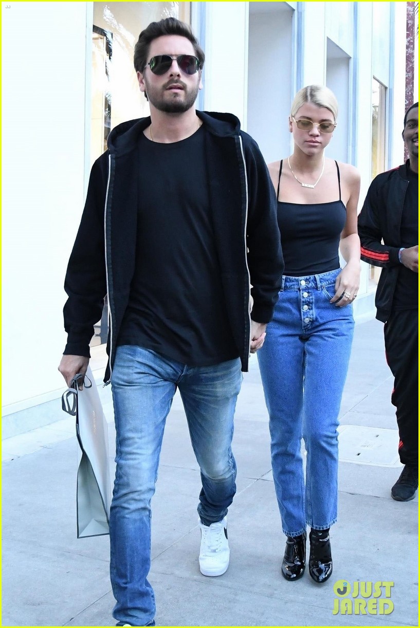 Sofia Richie Rocks Matching Outfits with Boyfriend Scott Disick(00)