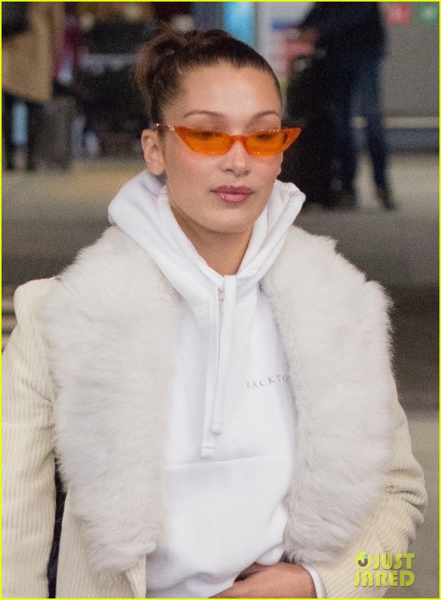 bella hadid grabs dinner with friends in london 03