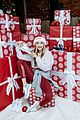 gigi hadid shares her tips for hosting the ultimate holiday party 09