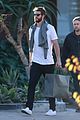 liam hemsworth gets his christmass shopping done 01