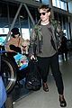 vanessa hudgens austin butler fly back to la after second act wrap 02