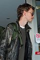 vanessa hudgens austin butler fly back to la after second act wrap 10