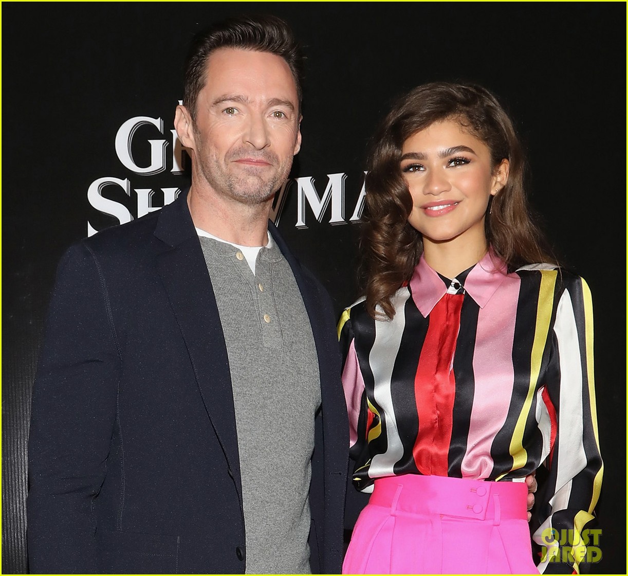 hugh jackman and zendaya promote the greatest showman in mexico city 06