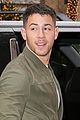 nick jonas surprises fans with performance of his golden globe nominated song 07