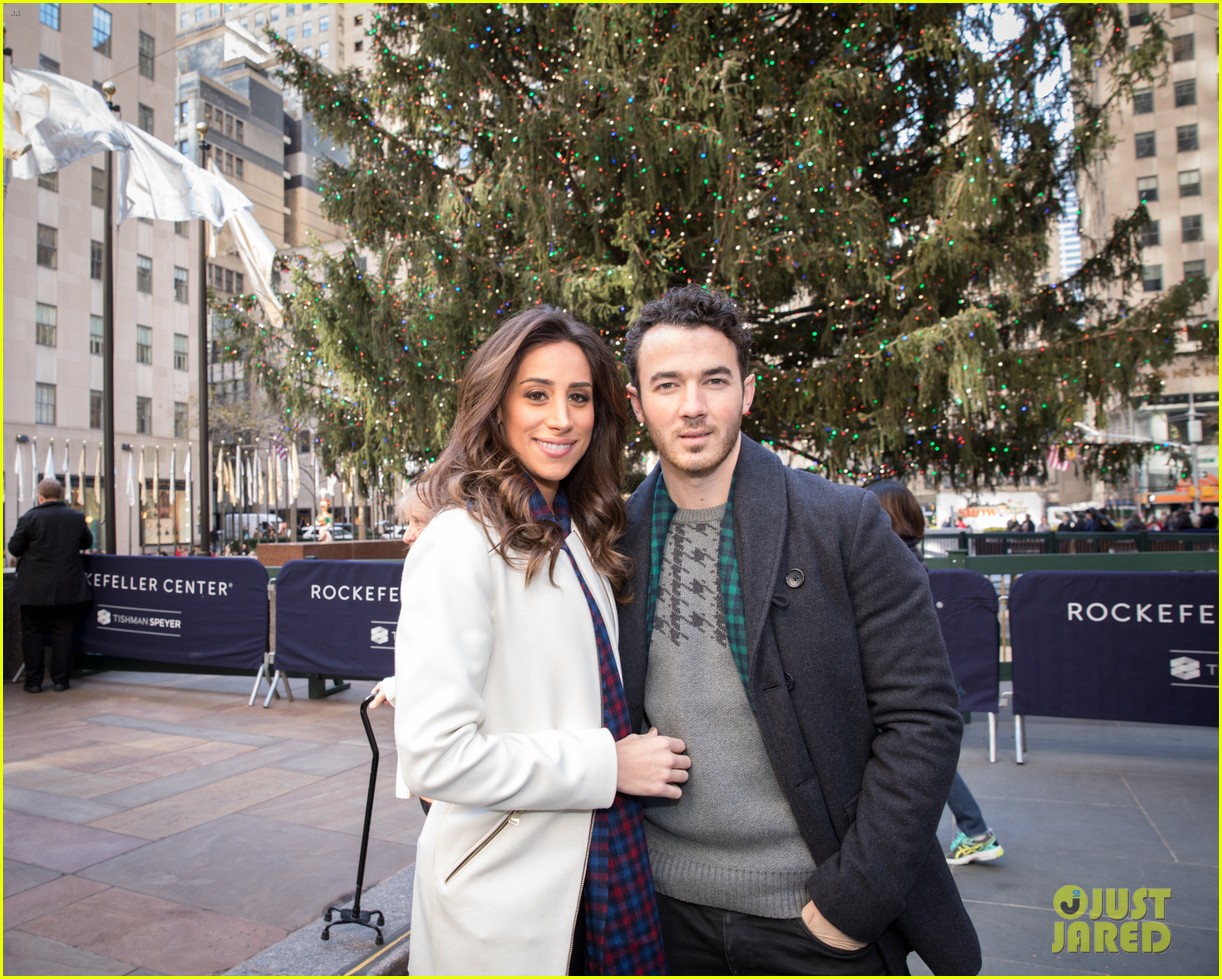 kevin jonas danielle jonas ben sherman taxis sophie join family quotes 05