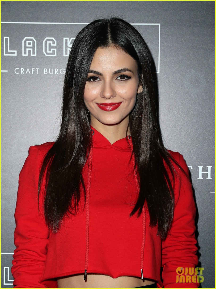 victoria justice is red hot at black tap opening in las vegas 01