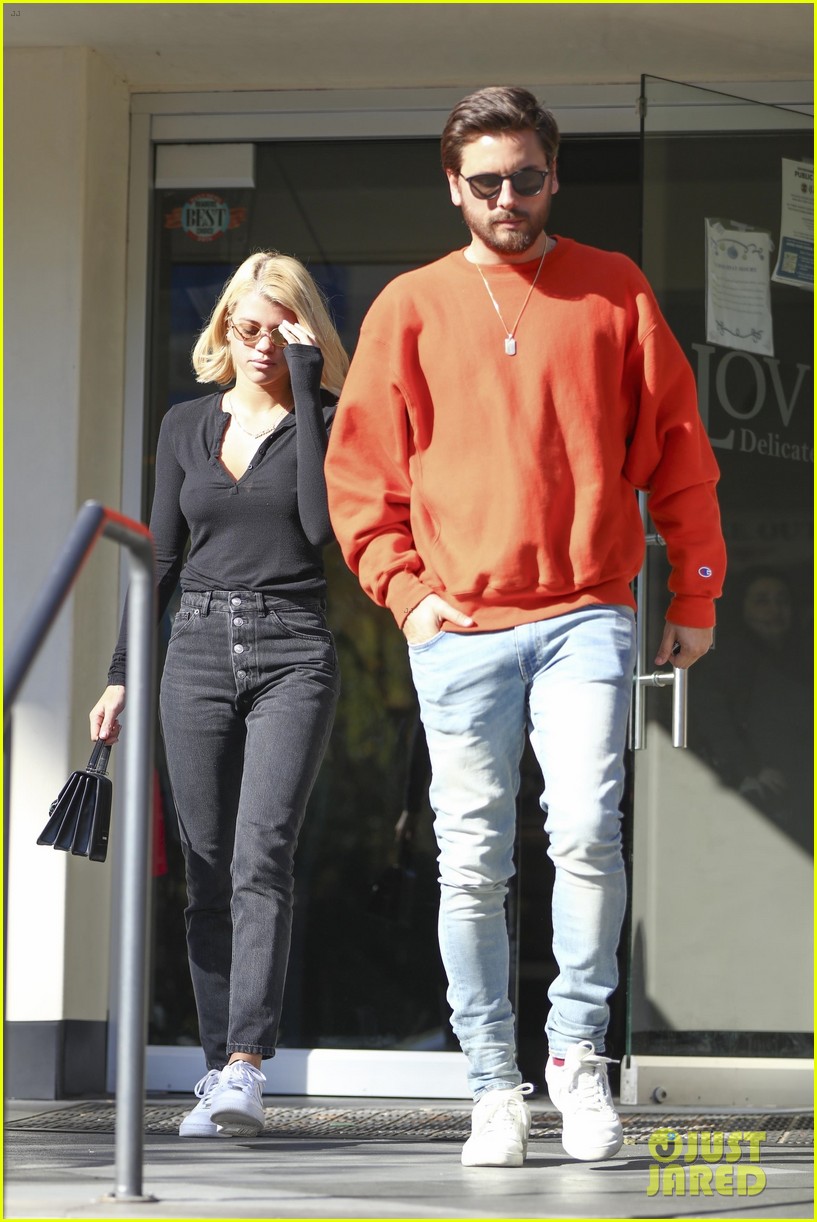 scott disick sofia richie step out for a weekend lunch date 02